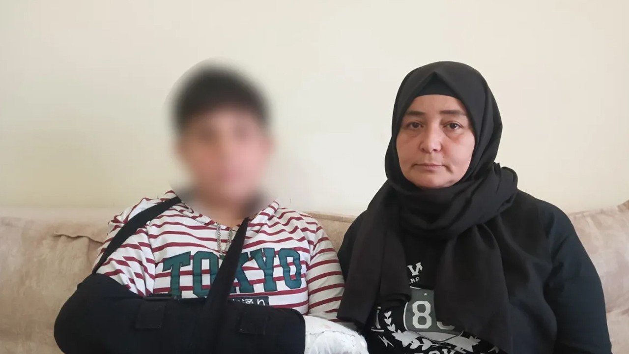 Okulda şiddet iddiası! Kendisinden 3 yaş büyük öğrenci parmaklarını kırdı