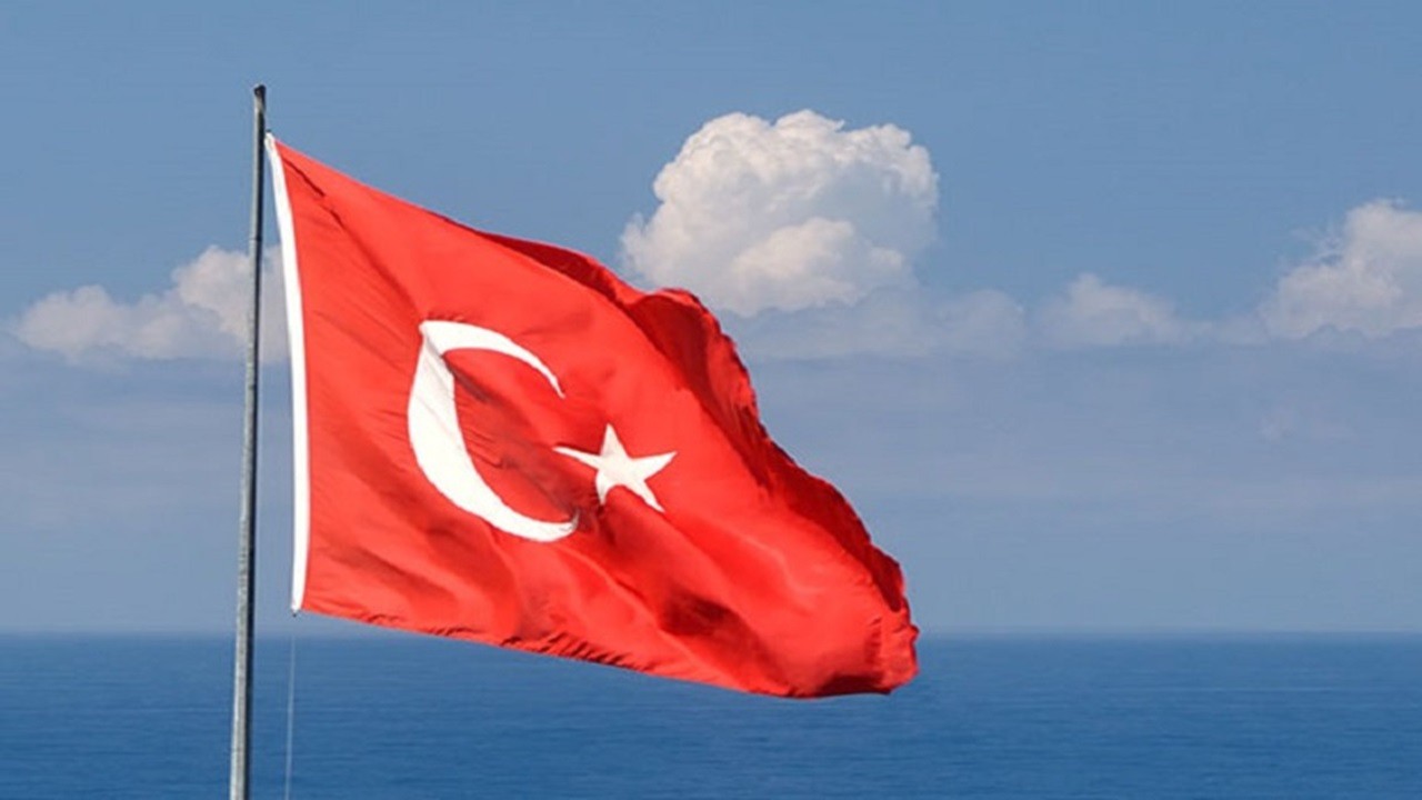 Kanunla Korunan Duruş: Türk Bayrağı’nın Yasal Özellikleri