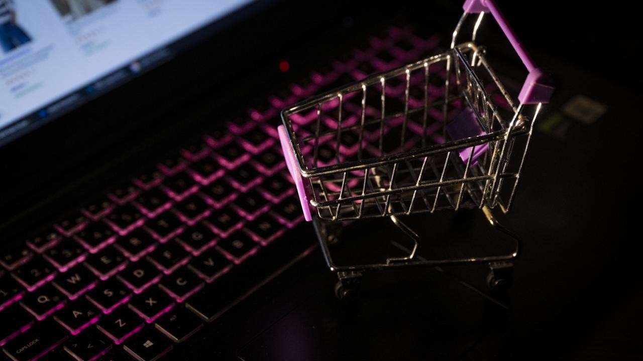 Yılbaşı alışverişlerinde "sahte indirimlere" karşı uyarı