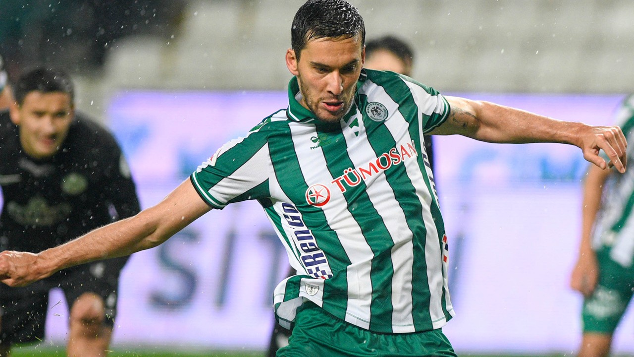 Umut Nayir, Konyaspor tarihine geçmeye hazırlanıyor