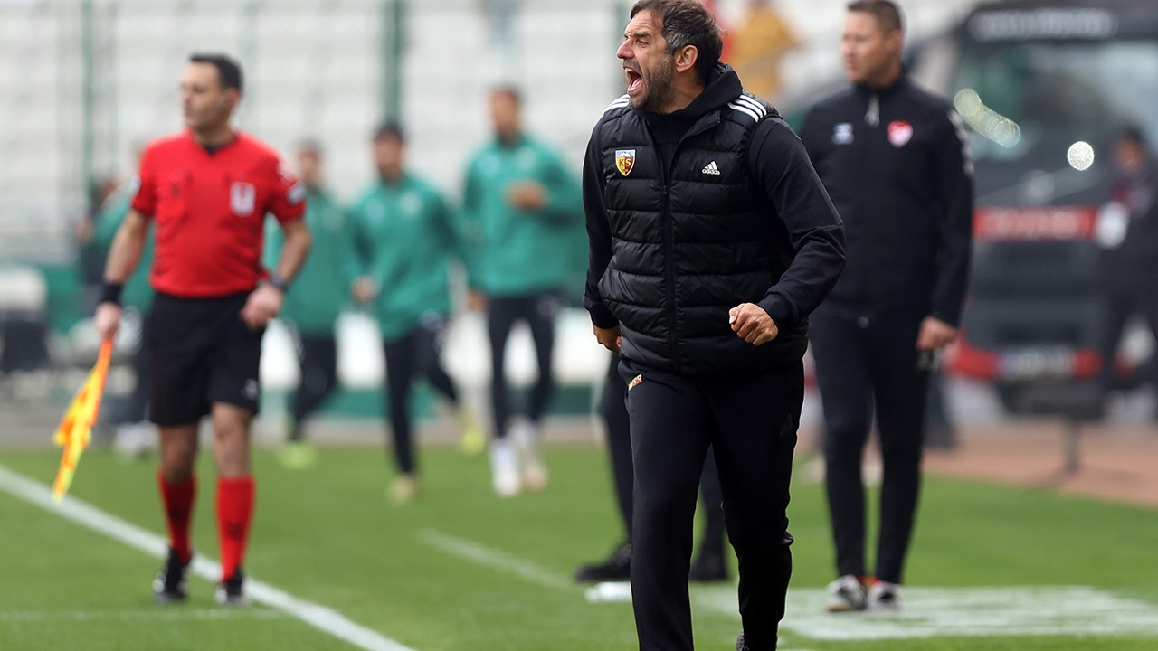 Kayserispor Teknik Direktörü Radomir Djalovic “Oyuncularım karakter koydu”