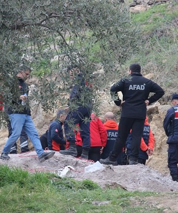 Kazdığı tünelde mahsur kalan şahıs ölü olarak bulundu