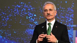 Bakan Uraloğlu: Doğu Ekspresimiz, 160 yolcu kapasitesiyle vatandaşlarımıza hizmet sunacak