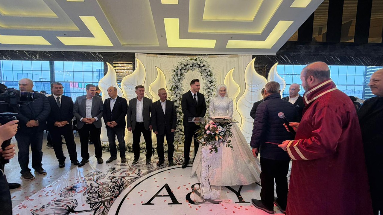 Kızılkaya ve Karakök ailelerinin mutlu günü