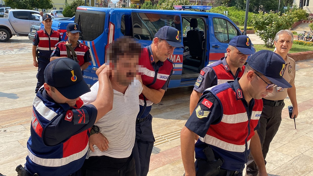 2 aylık eşinin boğazını keserek öldüren koca, yeniden serbest bırakıldı