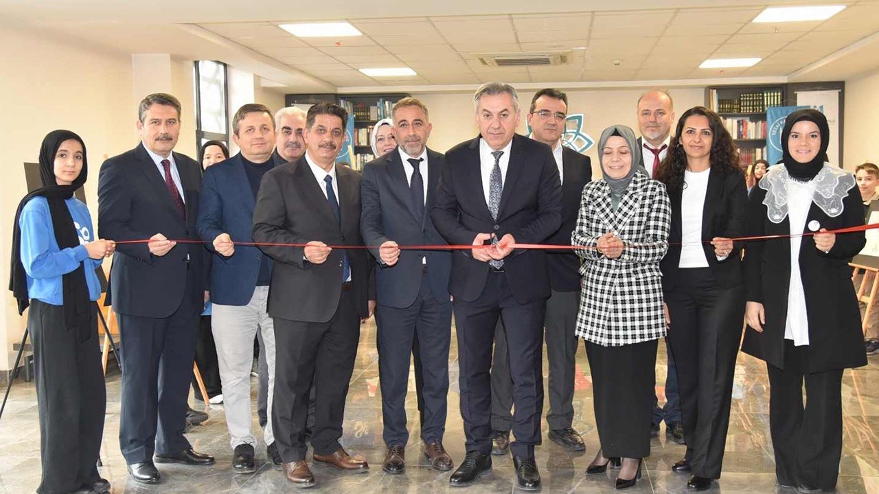 Öğrencilerden, Filistin için farkındalık sergisi