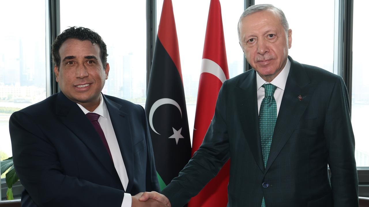 Cumhurbaşkanı Erdoğan, Libya Başkanlık Konseyi Başkanı Menfi ile görüştü