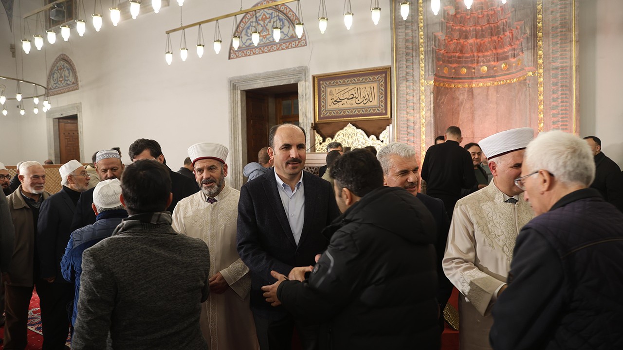 Vali Akın ve Başkan Altay Regaip Kandilinde Konyalılarla buluştu