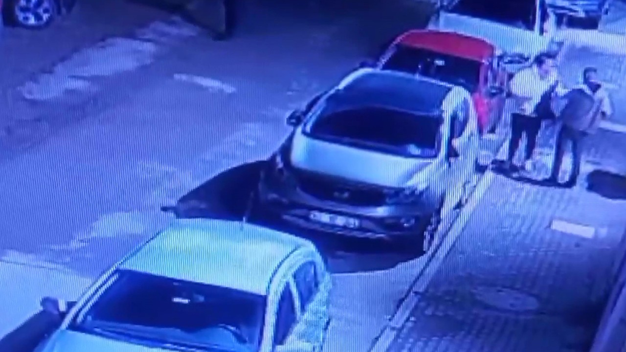 3 kişiyi, adlarının FETÖ soruşturmasına karıştığını söyleyip 10,8 milyon TL dolandırdılar