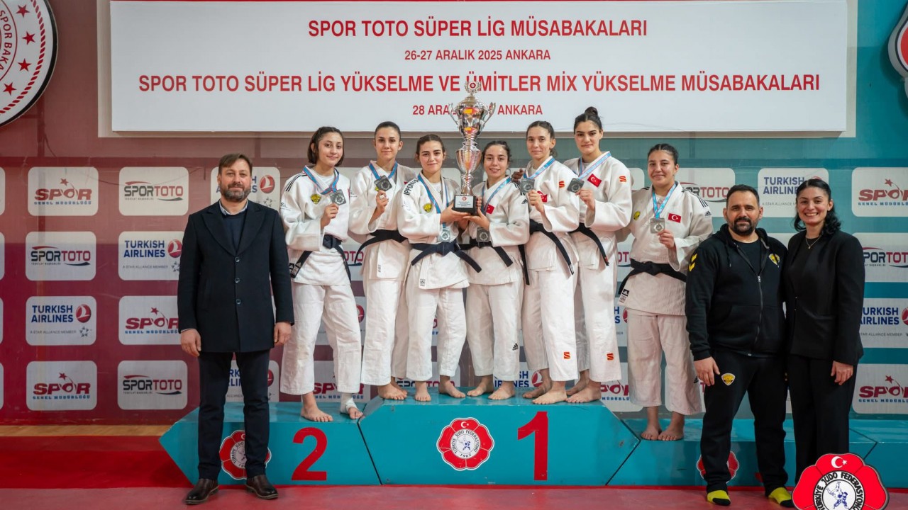 Genç judocular Süper Lig’de tarihi başarıya imza attı