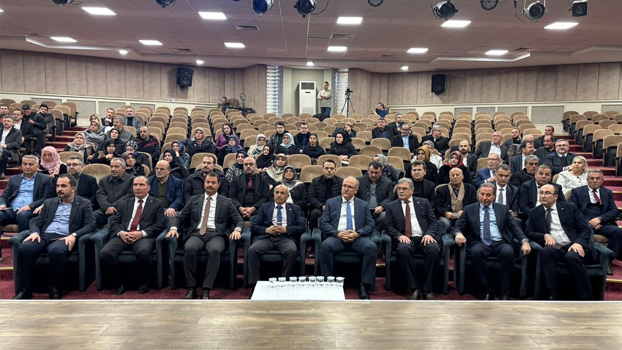 Konya'da kooperatifçiliğin kahramanları ödüllendirildi