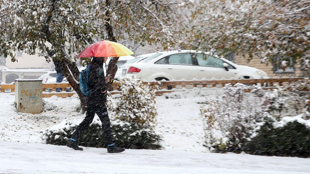 Yarın ve yılbaşında yurt genelinde kar bekleniyor