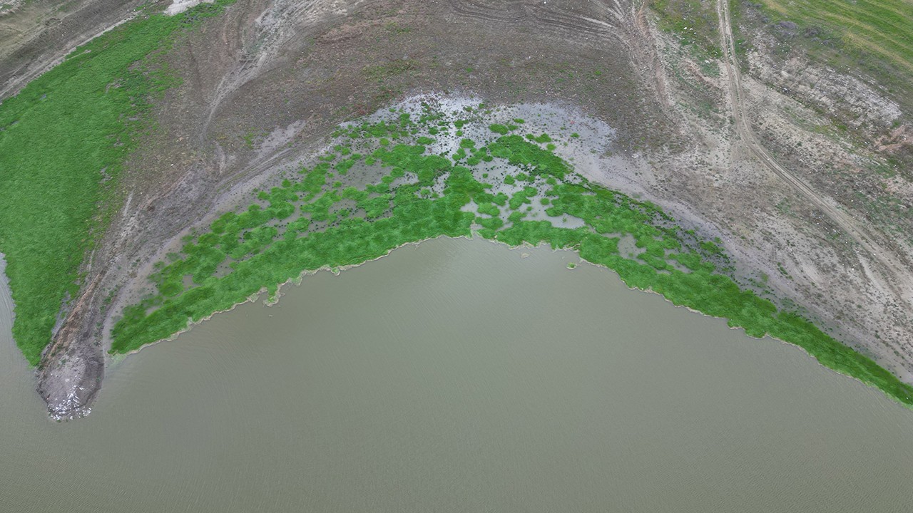 Türkmenli Göleti'nde su kritik seviyeye geriledi