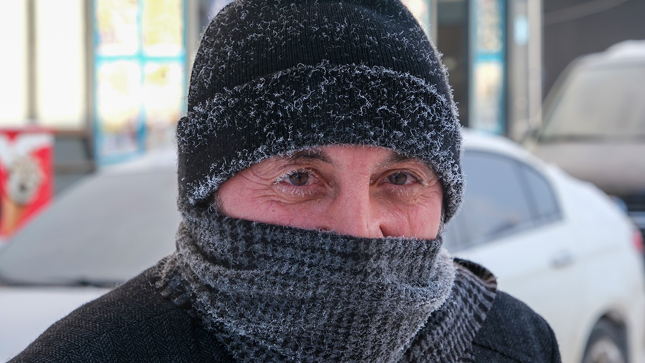 Ardahan sıfırın altında 39,7 dereceyle Türkiye'nin en soğuk ili oldu