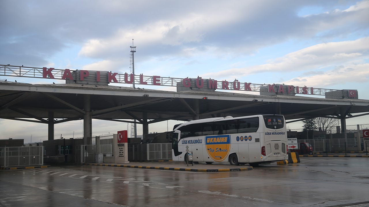 Trakya gümrük kapılarından 2025'te 15 milyondan fazla yolcu geçti