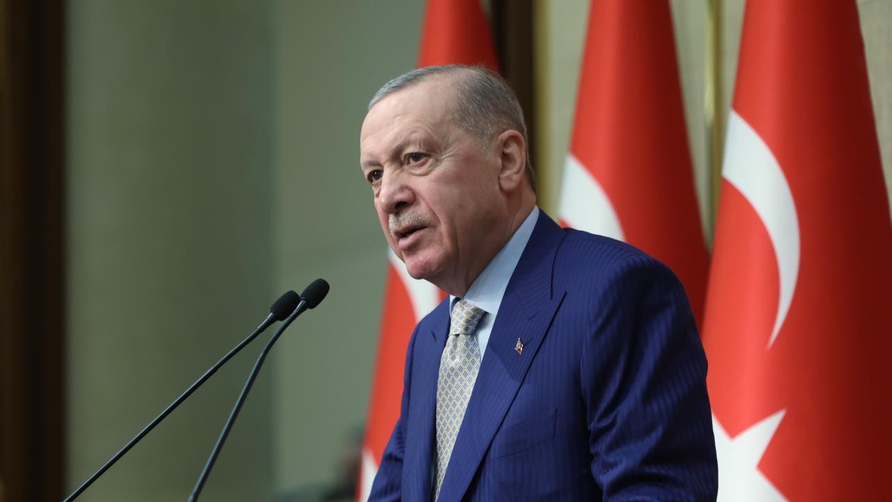 Cumhurbaşkanı Erdoğan, şehit polis Fethi Sekin ile adliye personeli Musa Can'ı andı