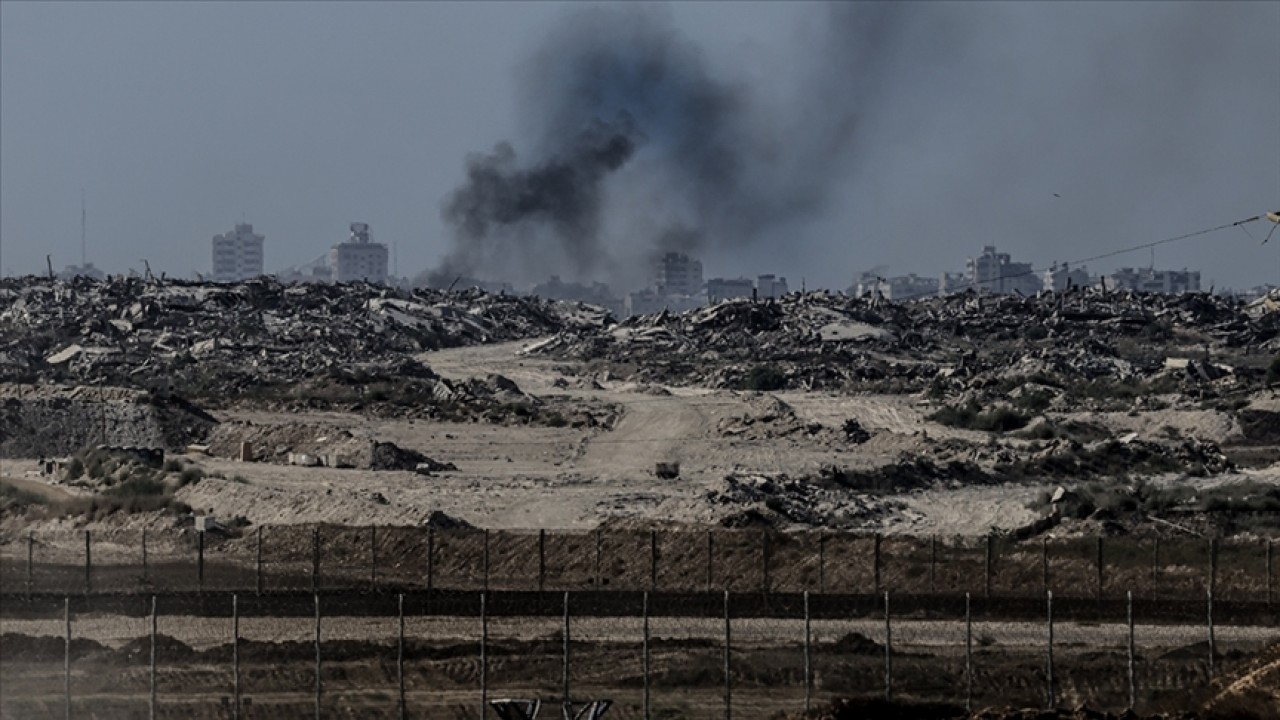 İsrail'in, Gazze'ye saldırılarında can kaybı 71 bin 391'e yükseldi