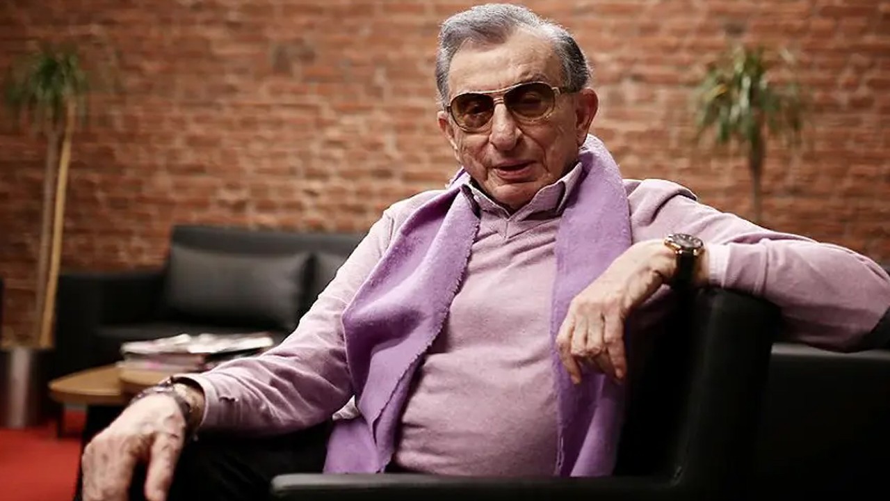 Usta oyuncu hastaneye kaldırıldı