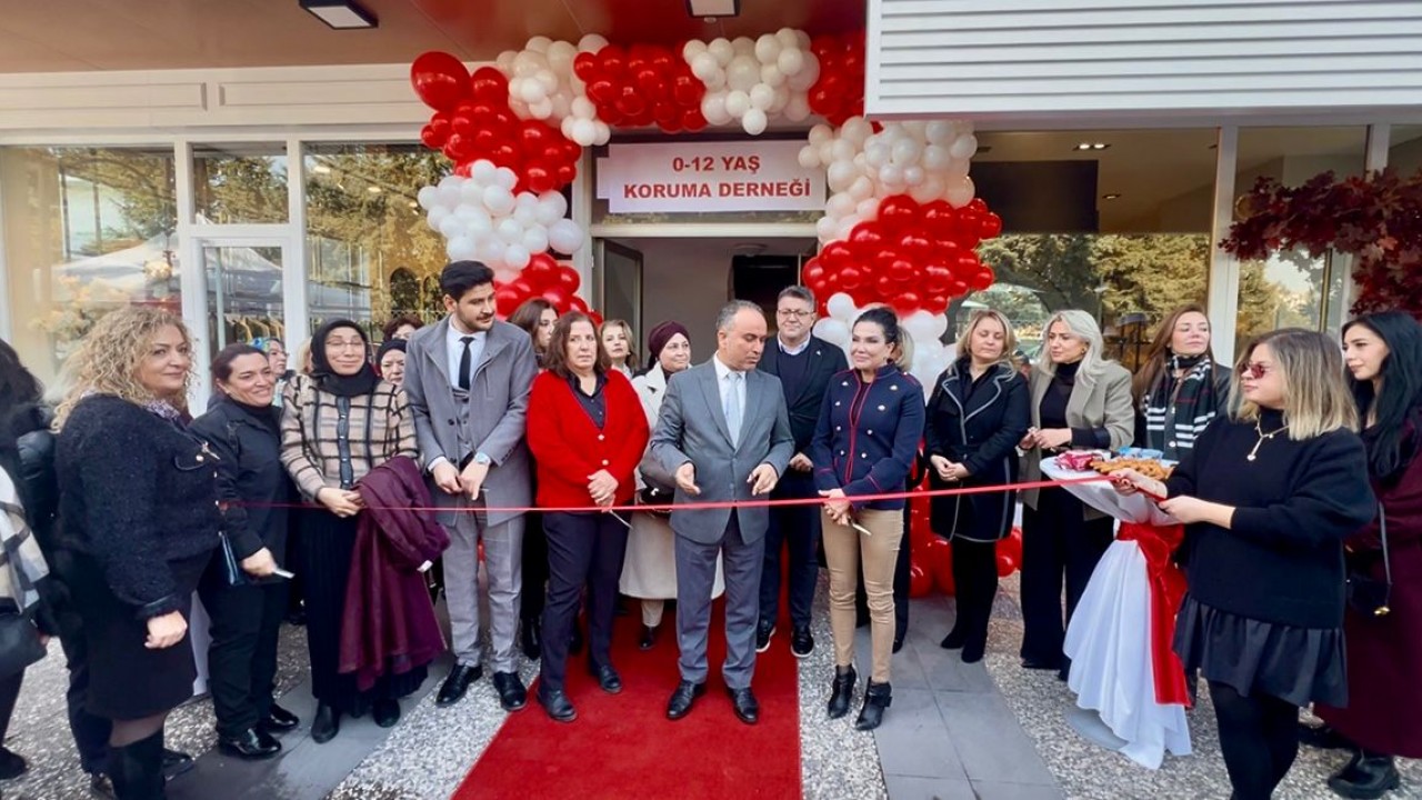 0-12 Yaş Koruma Derneği'nin yeni hizmet binasının açılış yapıldı