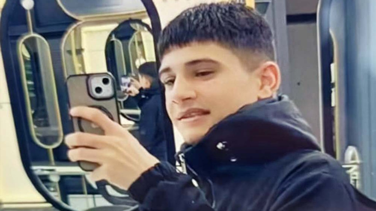 Kuaför kalfası, eski iş arkadaşı tarafından bıçaklanarak öldürüldü