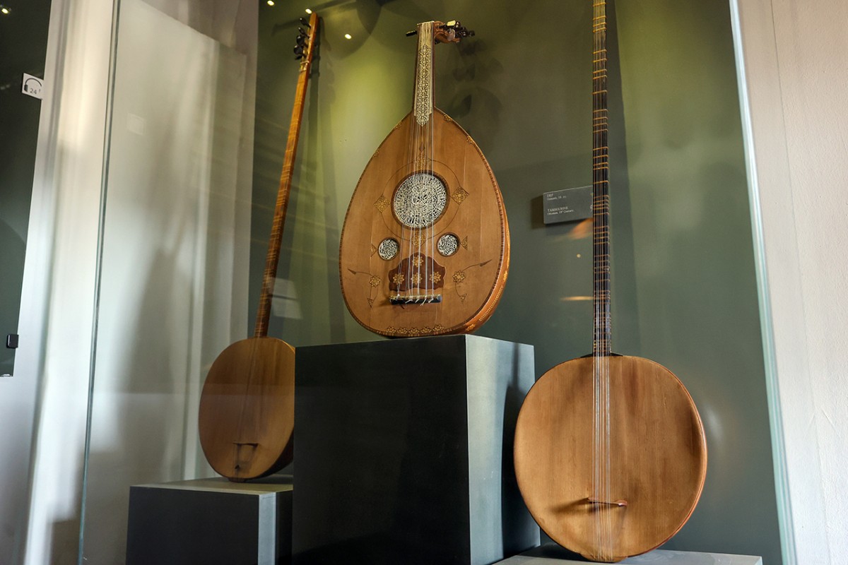 Mevlana Müzesi’nin koleksiyonuna Mevlevi dervişlerinin kullandığı 171 yeni parça eklendi