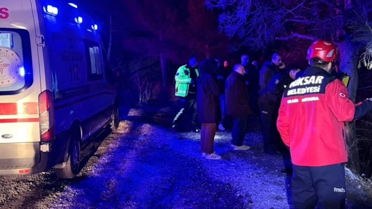 Elektrikli bisikletle uçuruma yuvarlanan sürücü yaşamını yitirdi