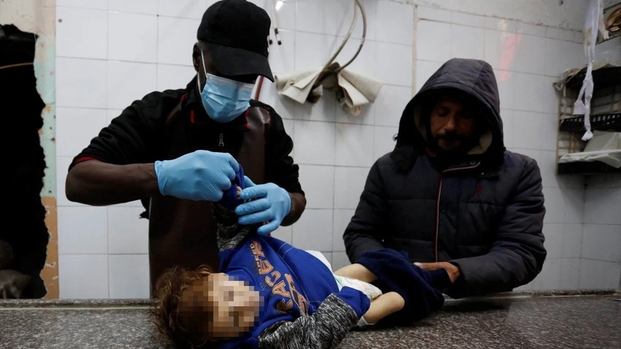 Gazze'de bir bebek daha soğuktan öldü