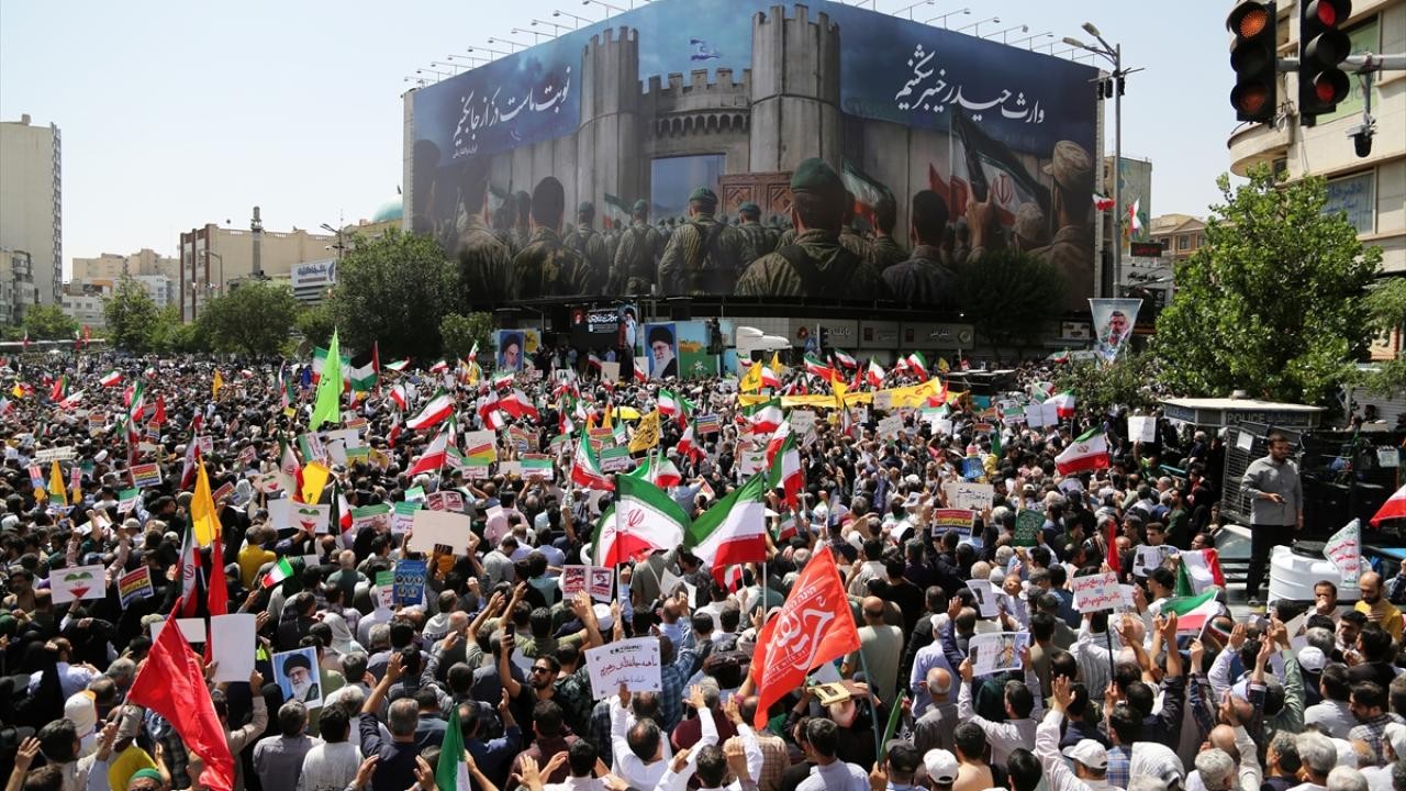 İran'daki gösterilerde 2 bin kişi hayatını kaybetti