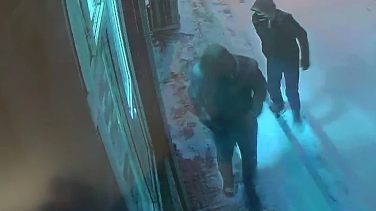 Esnafın boynunda taşıdığı 2 milyonluk ziyneti gasbettiler