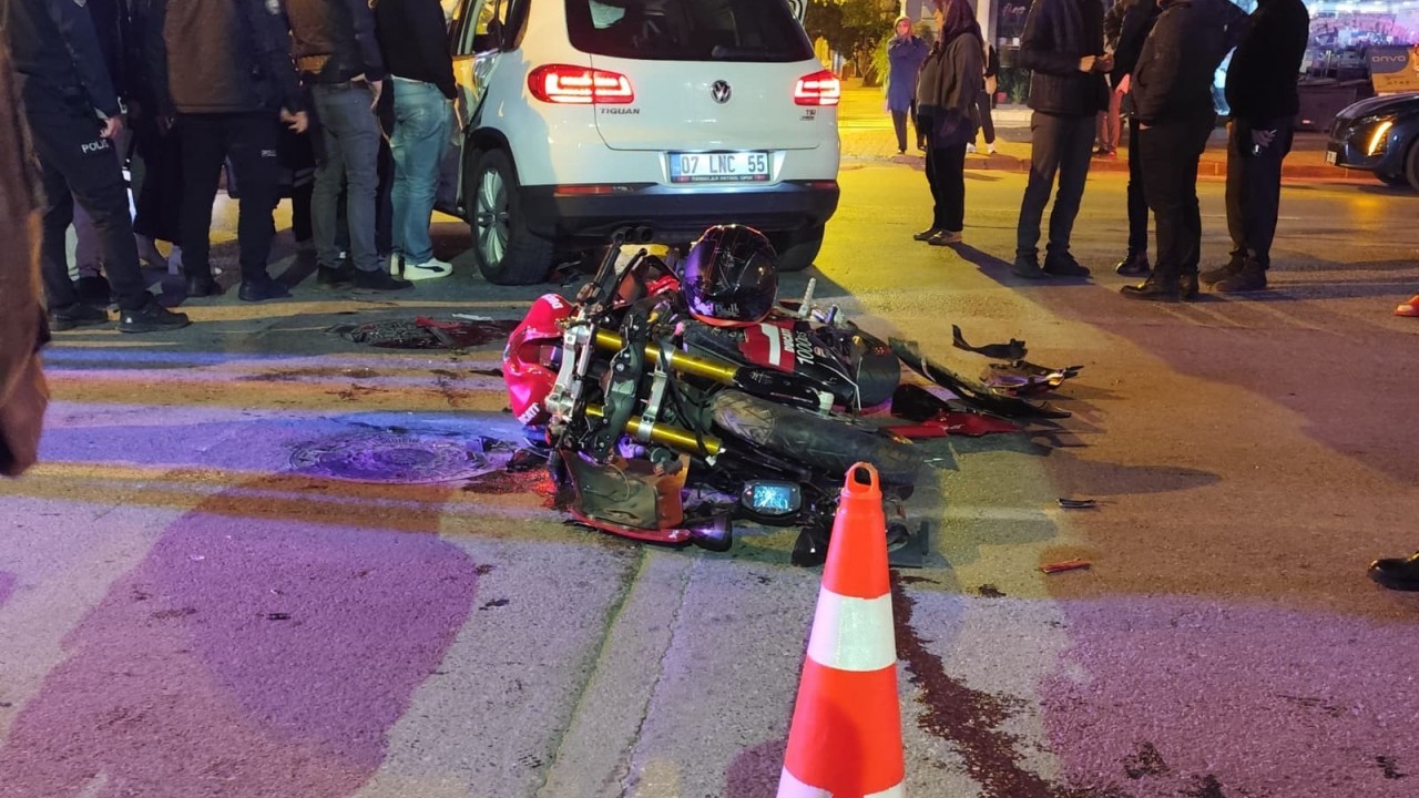 Sosyal medya fenomeninin yürek yakan ölümü! Kaskını kız arkadaşına vermiş