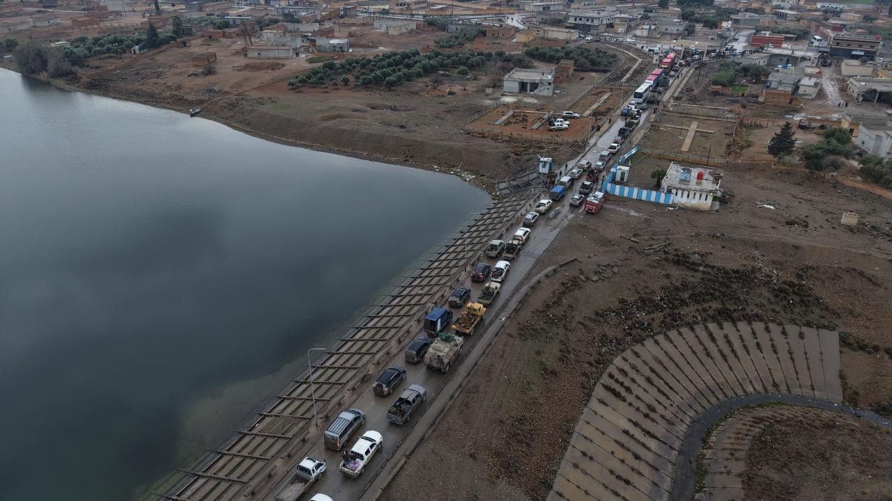 Suriye ordusu, Rakka kentine yoğun sevkiyat yapıyor