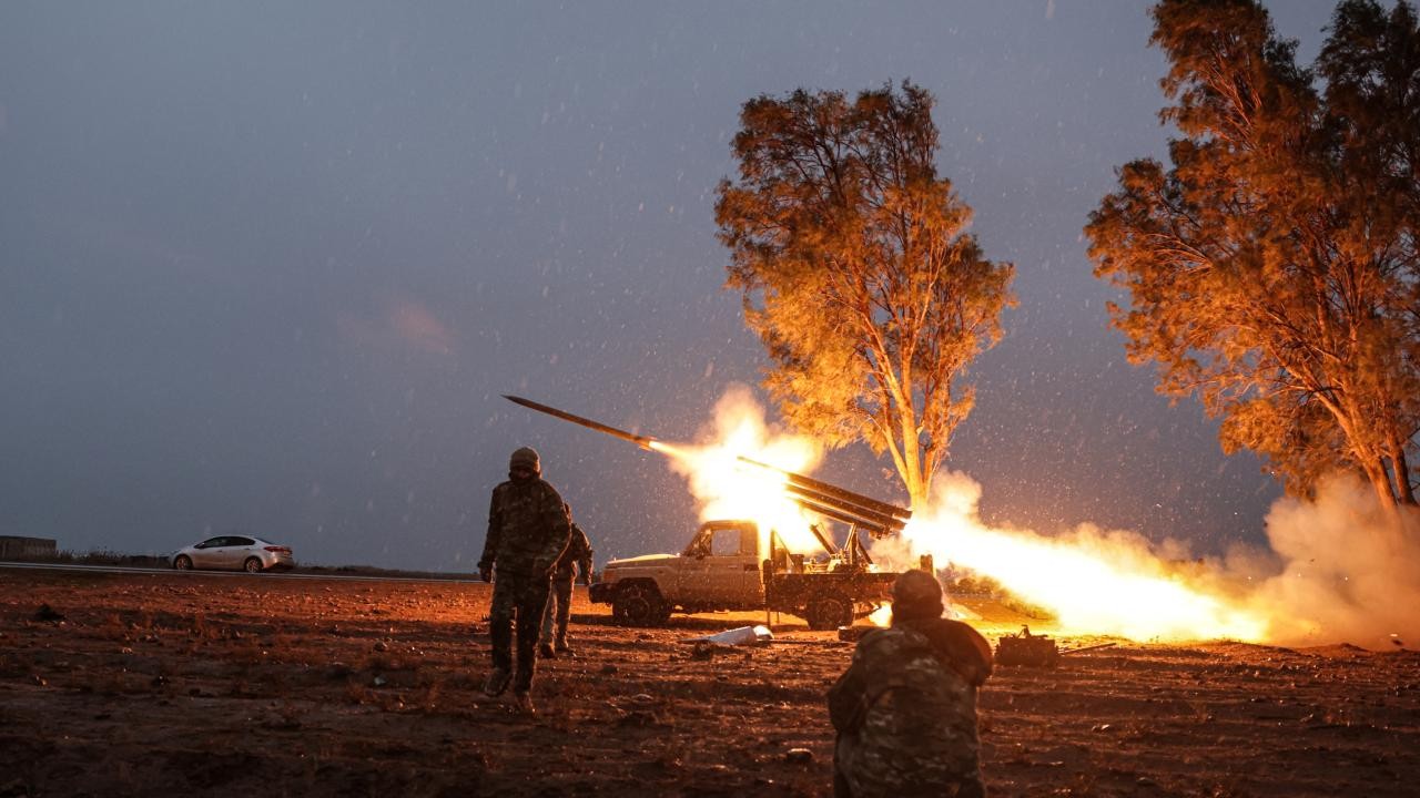 Suriye ordusu Tabka’da kontrol sağladı