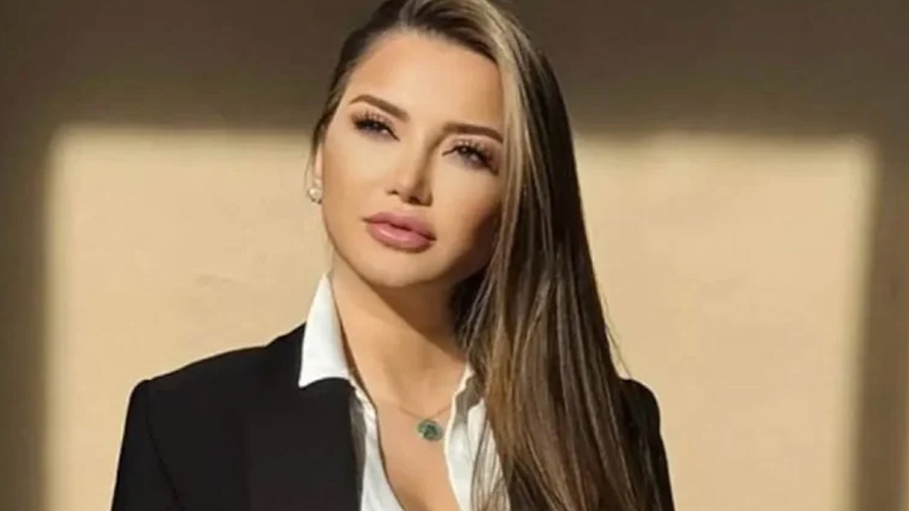 Esra Ezmeci’ye 'klinik psikolog' unvanı nedeniyle ceza: Yalan haberlere dava açacağım