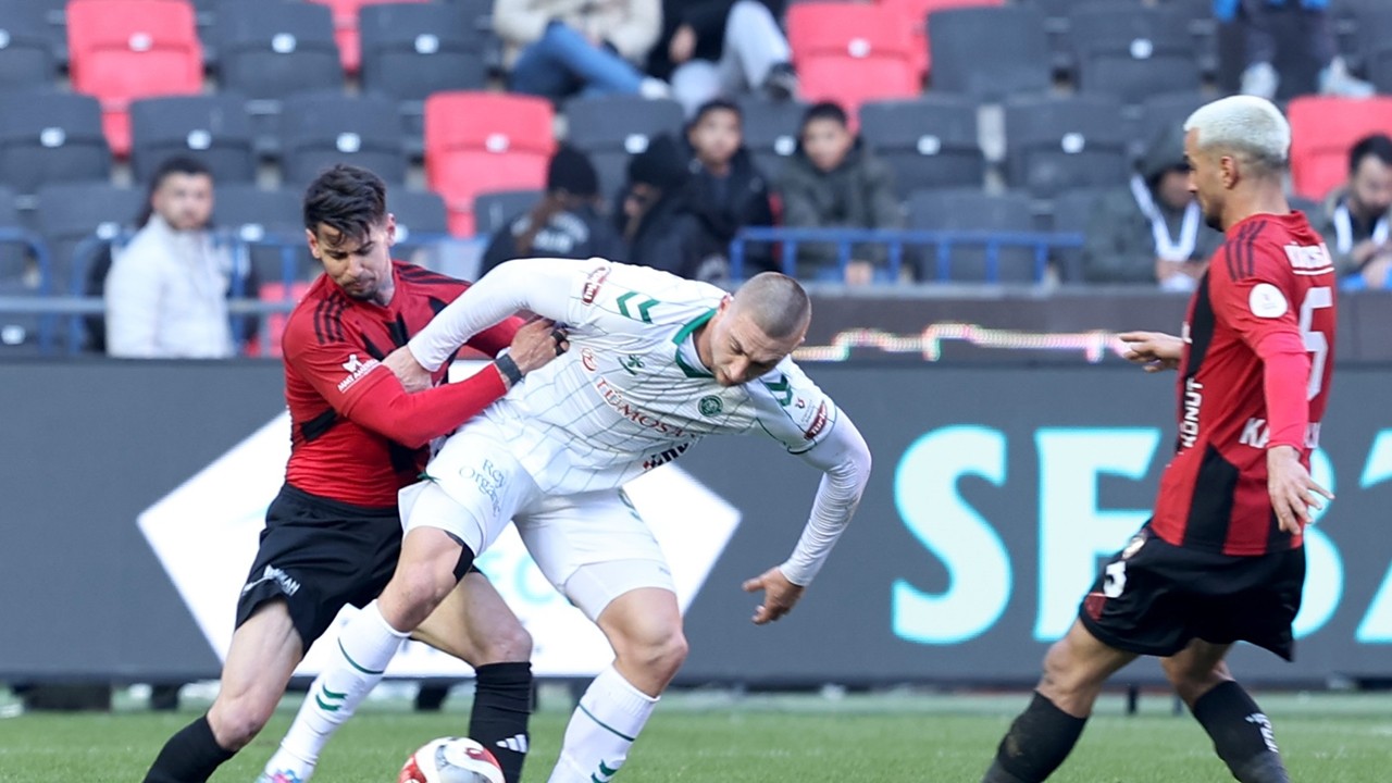 Gaziantep FK Yardımcı Antrenörü Demirci: Son dakikada yediğimiz gol üzücü, Jinho atılmalıydı