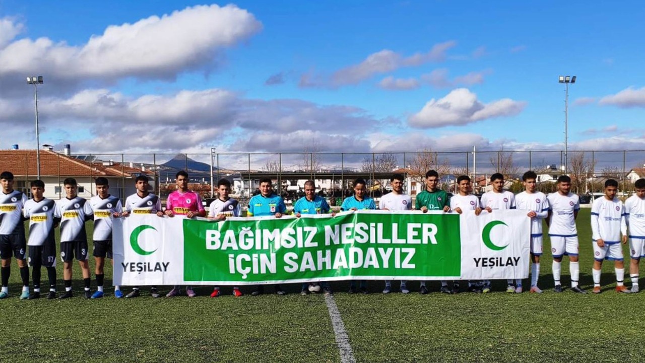 Konya'da amatör spor kulüplerinden Yeşilay'a destek