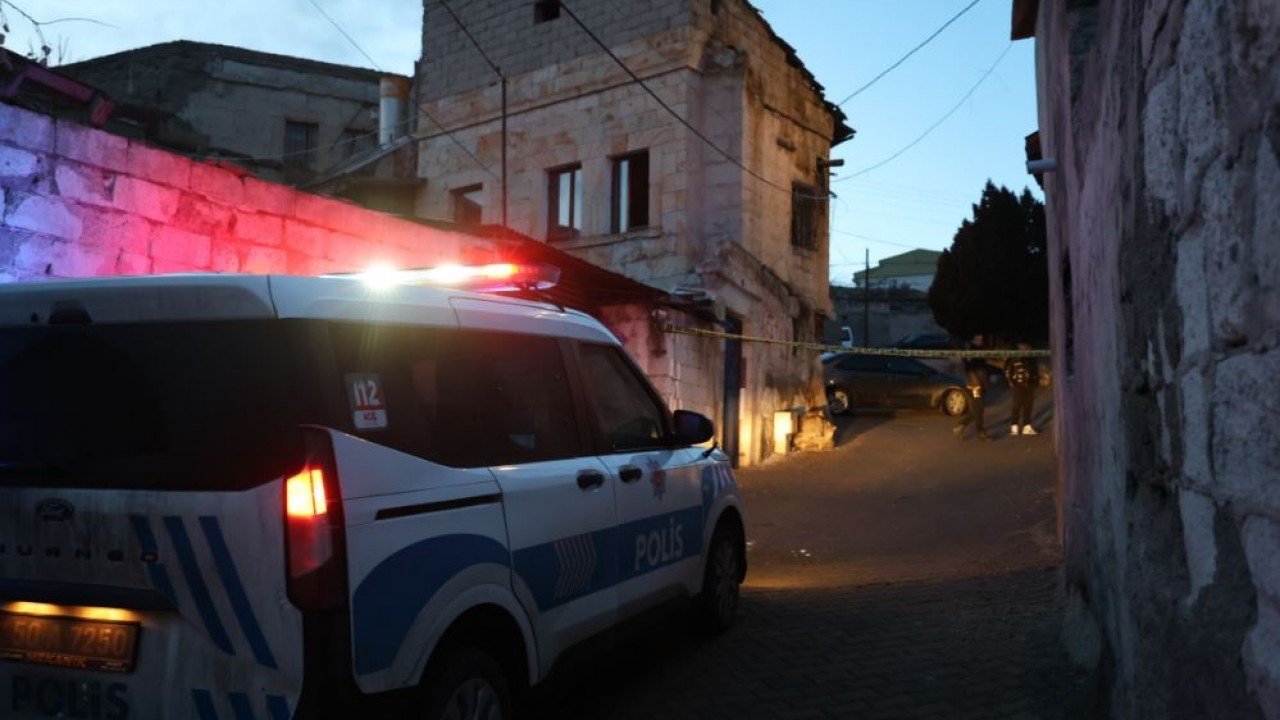 Haber alınamayan adam evinde ölü bulundu