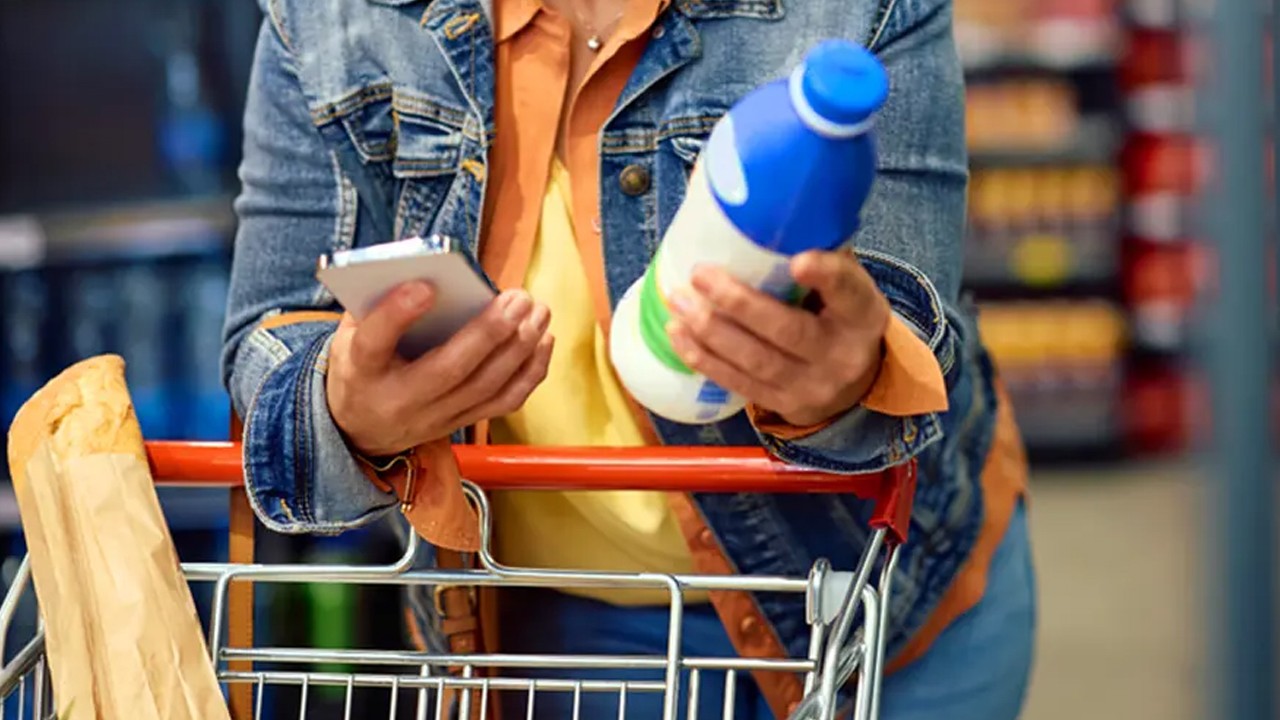 Sosyal medya fenomenlerine peynir ve süt tepkisi: "Yanlış ve bilimsel gerçeklerden uzak"