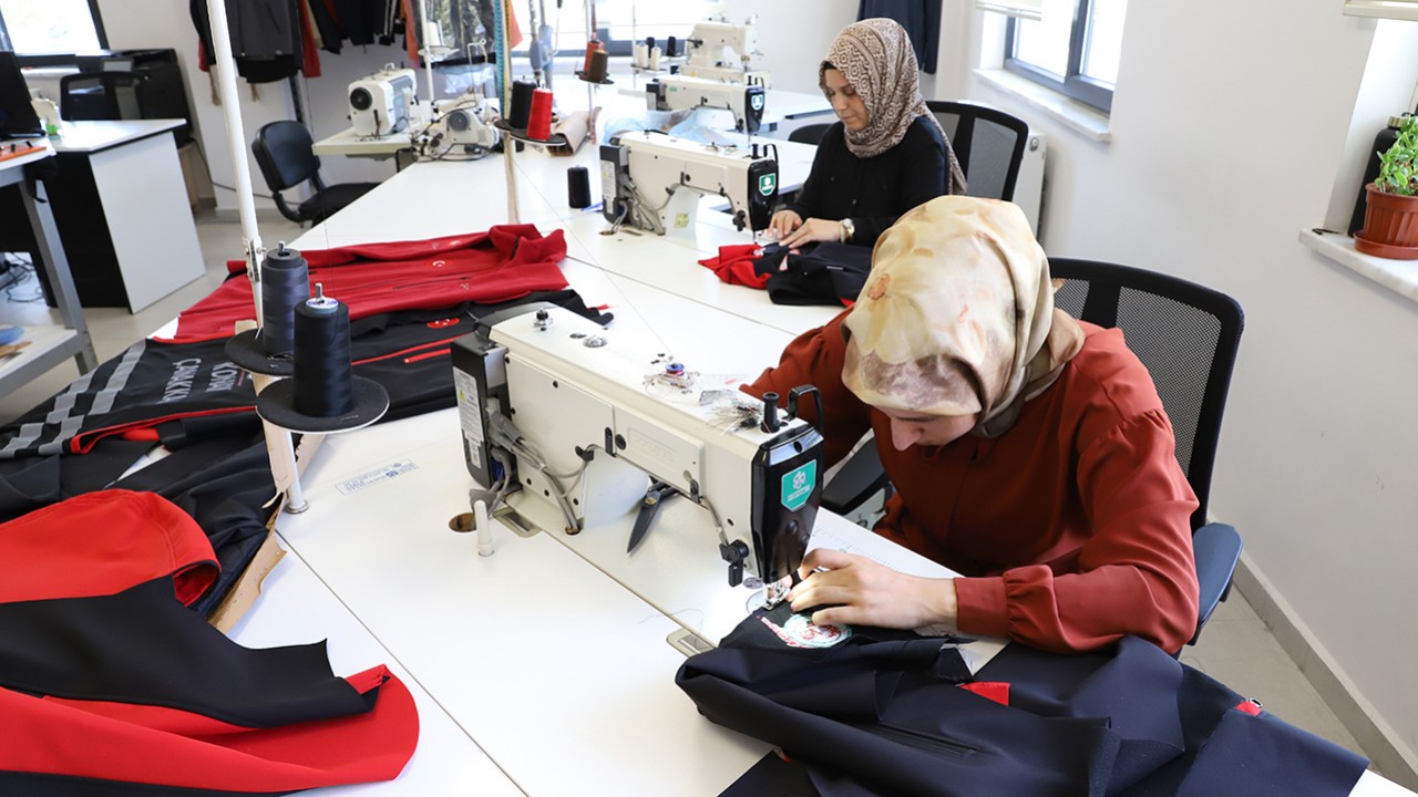 Konyalı kadınlardan afet gönüllülerine anlamlı destek