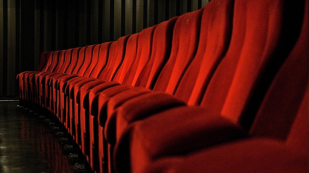 2026 Tiyatro Sezonunda Üç Güçlü Sahne Deneyimi