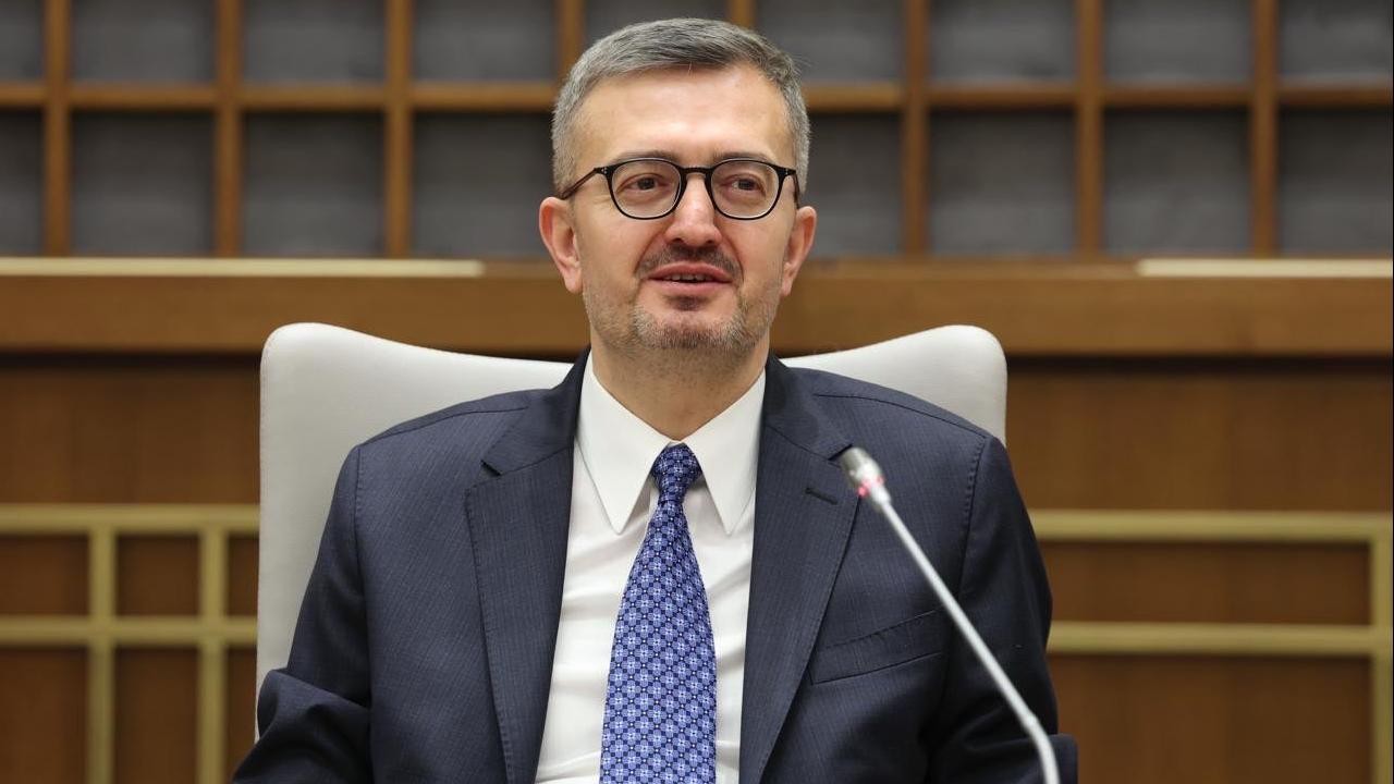 İletişim Başkanı Duran: TRT, Türkiye'nin hakikatini ve değerlerini temsil ediyor