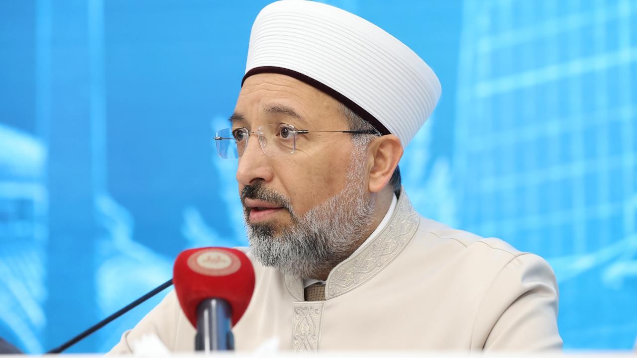 Diyanet İşleri Başkanı Arpaguş: Berat gecesi, hayat yolculuğunun böylesine müstesna bereket duraklarından biridir