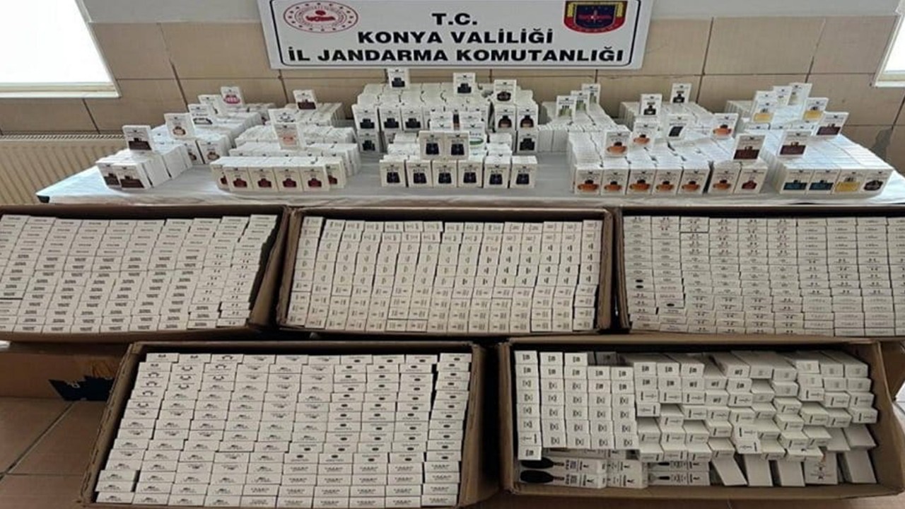 Konya'da 2 bin 500 adet gümrük kaçağı parfüm ele geçirildi