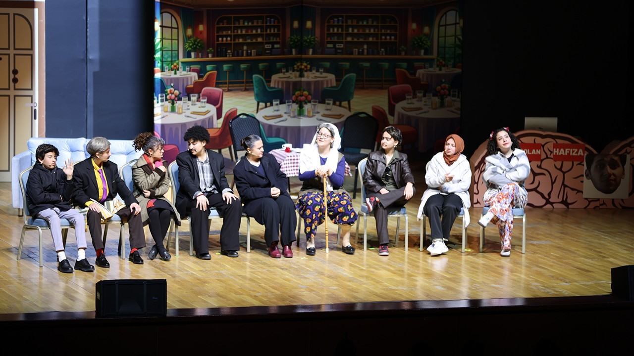 “Genç Paldır Güldür Şov” Konya'da sanatseverlerden tam not aldı