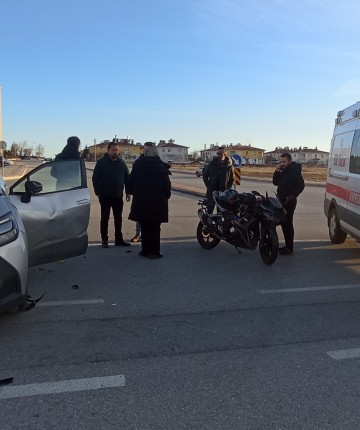 Cip ile motosikletin çarpıştığı kazada bir kişi yaralandı