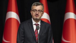 Burhanettin Duran: Asrın felaketi milletimizin yardımlaşma bilincini ortaya koydu