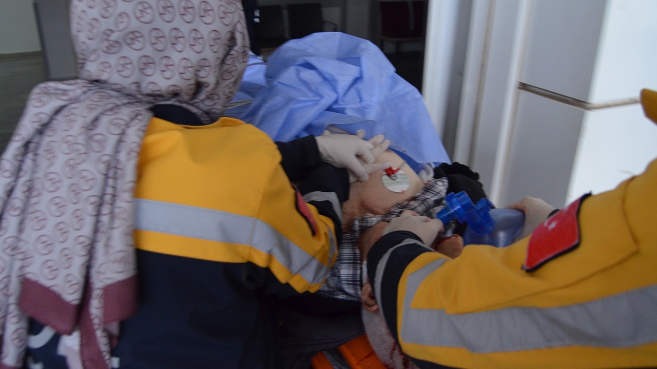 Alacak-verecek tartışmasında kardeşini öldürdü