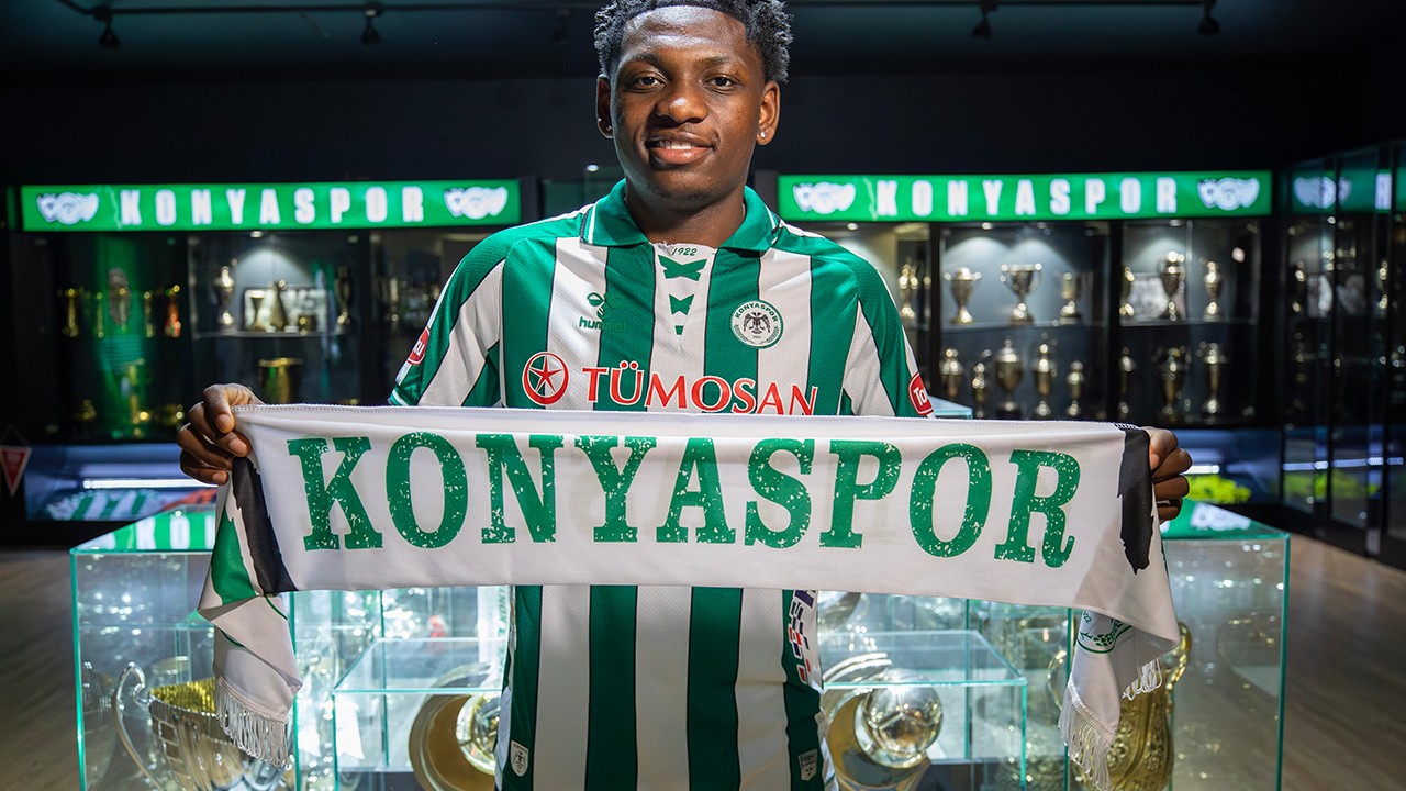 Konyaspor, 8 futbolcu transfer etti, 5 futbolcuyla yollarını ayırdı