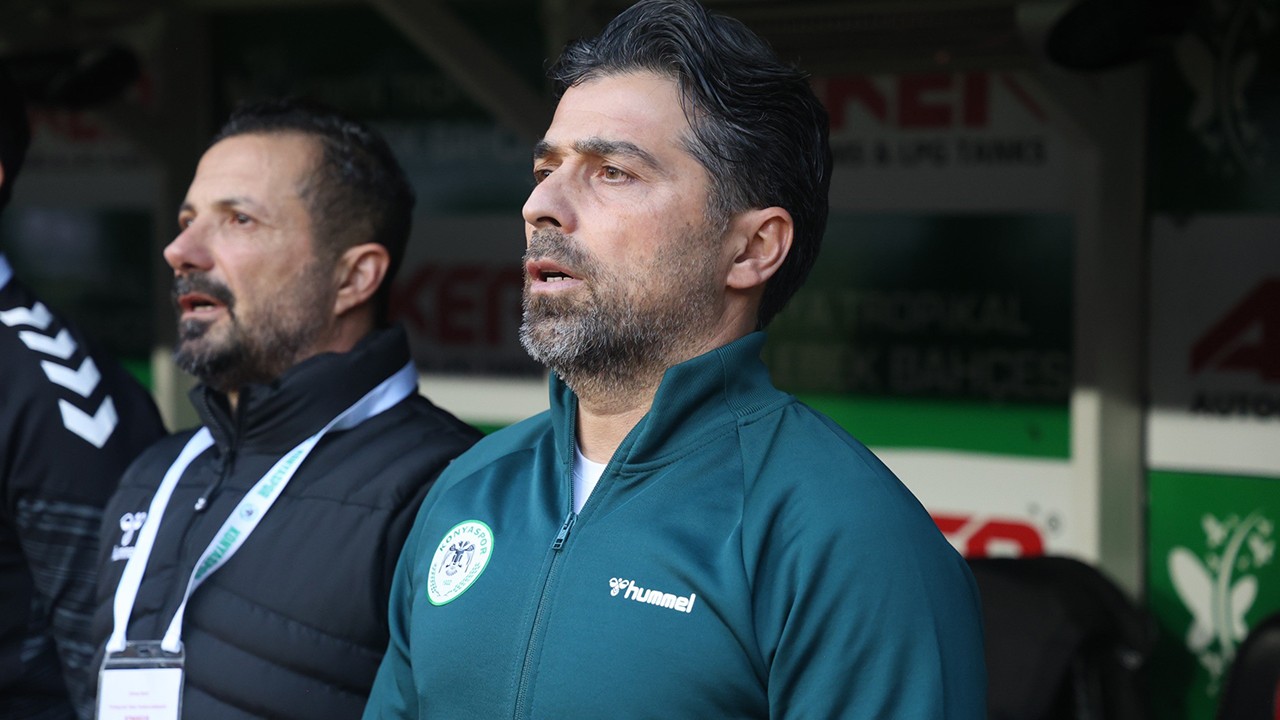 İlhan Palut, bin 121 gün sonra Konyaspor kulübesinde