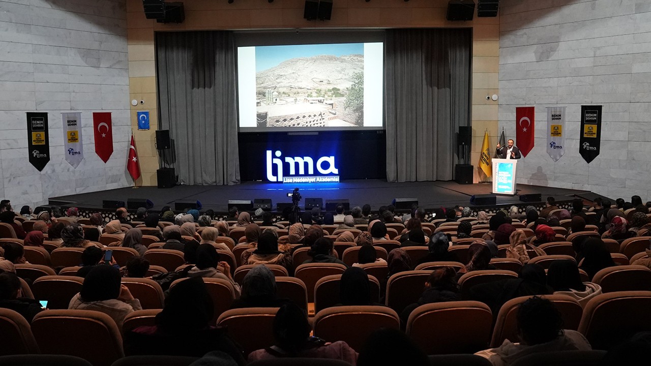 LİMA’dan insanlık ve vicdan ekseninde “Doğu Türkistan” söyleşisi