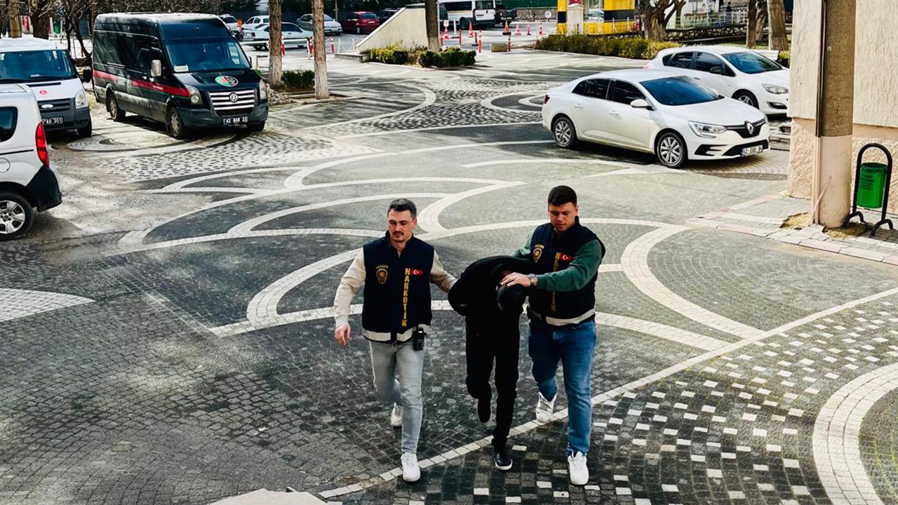 Konya'da uyuşturucuyla yakalanan zanlı tutuklandı